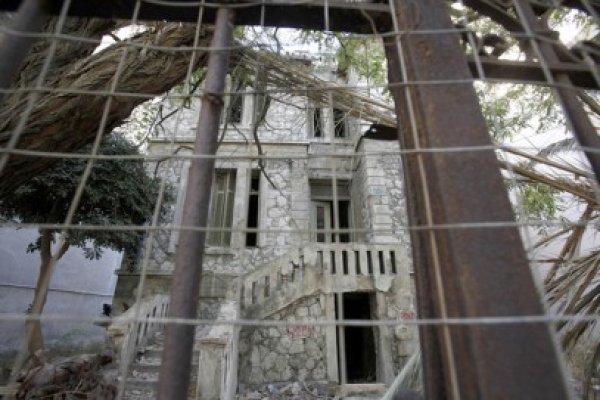 Statul elen scoate la vânzare o casă bântuită din Atena